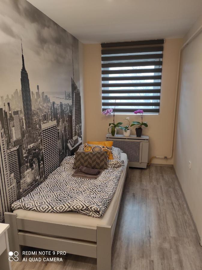 Baross Apartman Kaposvár Kültér fotó
