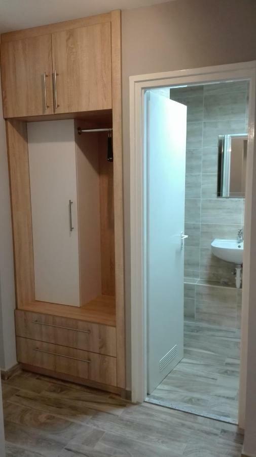 Baross Apartman Kaposvár Kültér fotó