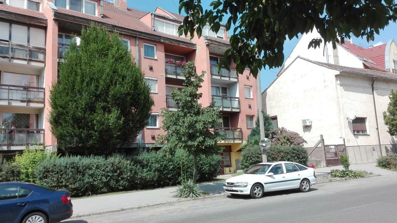 Baross Apartman Kaposvár Kültér fotó